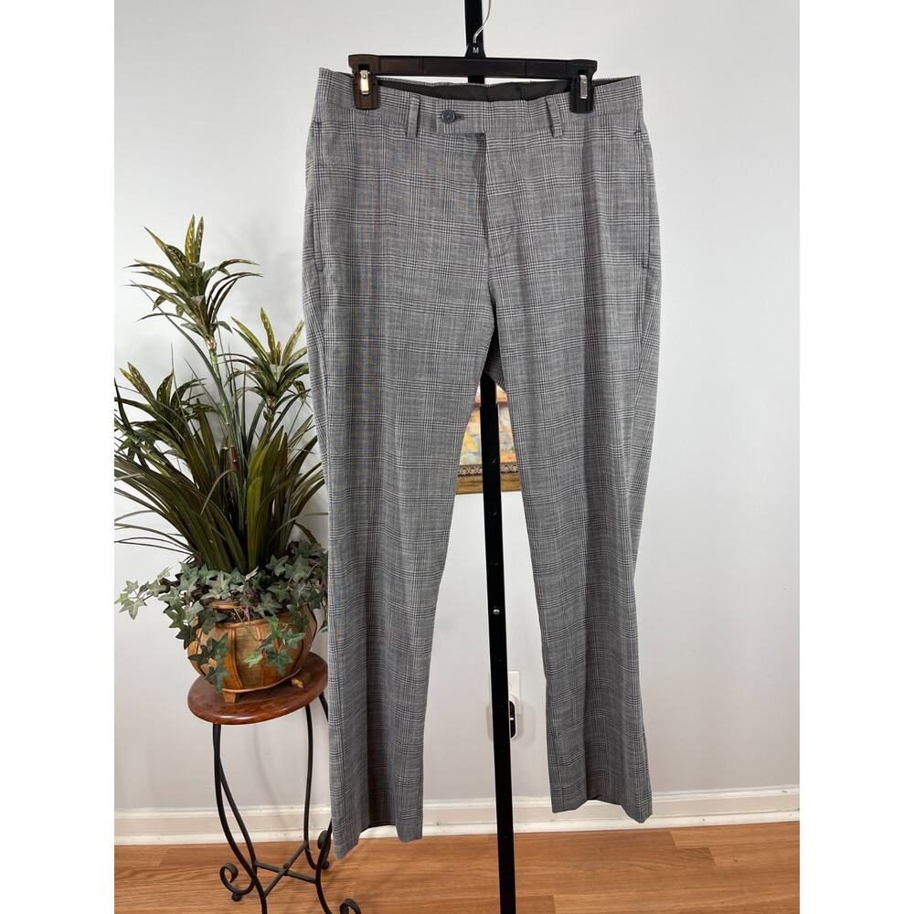 Calvin Klein Dress Pants Men's Size 32x30 Gray Plaid Quiet Luxury Corporate Core